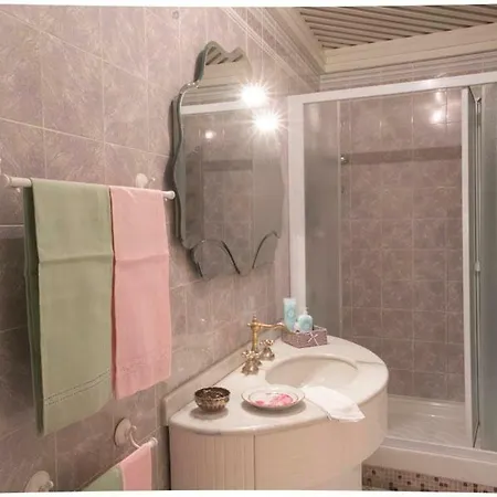 Luxory Su Lungarno בית הארחה 4*