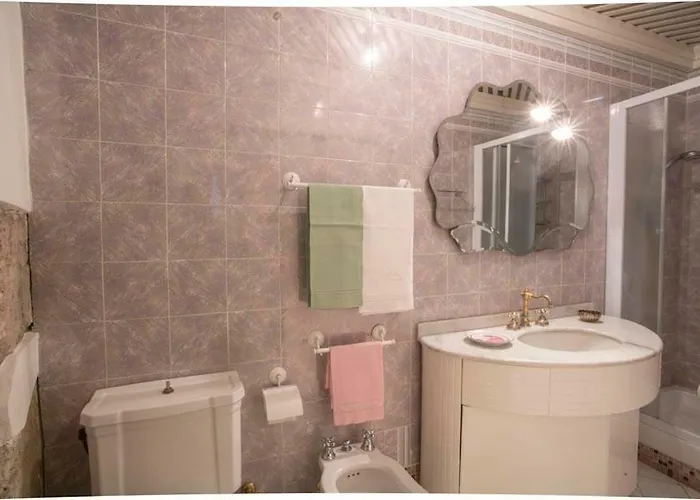 Luxory Su Lungarno بيت ضيافة بيزا